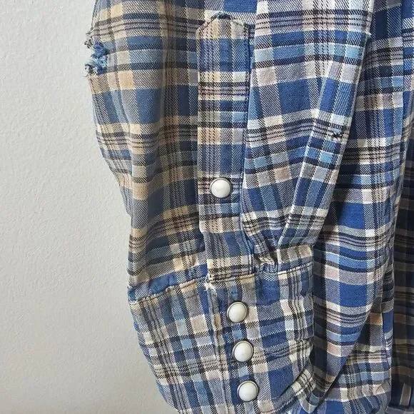 Wrangler Brushpopper Shirt Men's Size XLT Long‎ Tail Plaid Snaps Blue Vintage - Picture 5 of 15